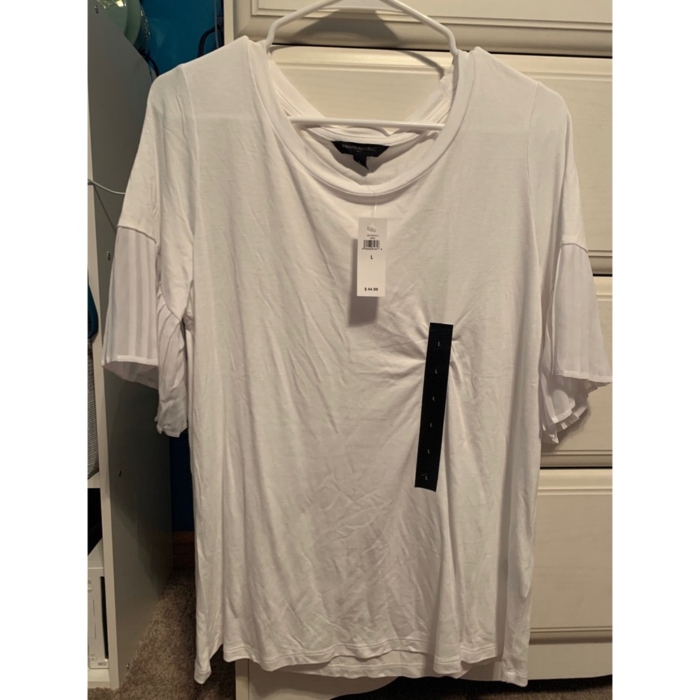 Banana republic tshirt